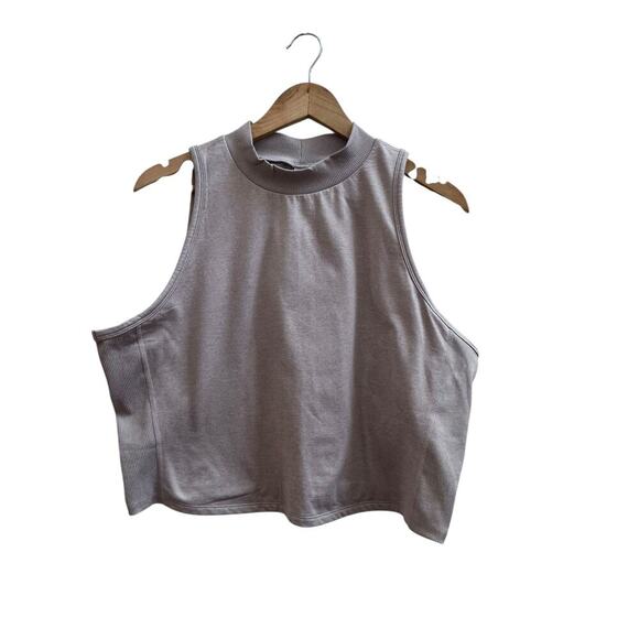 Old Navy Sleeveless CozeCore Mock-Neck Cropped Top Size XL Workout Gym - Picture 10 of 10
